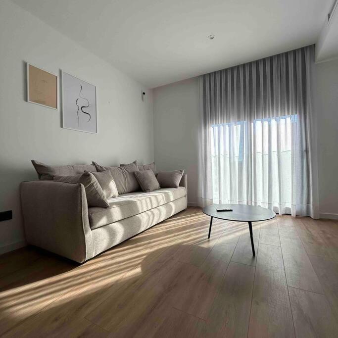 Estrenalo A Minutos De Bcn Daire Sant Feliu de Llobregat Dış mekan fotoğraf